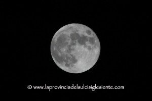 Luna 8 ottobre 2014 B