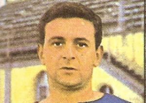 Addio a Renzo Cappellaro, centravanti del Cagliari e tecnico del Carbonia per due stagioni, in serie D e C2, nei primi anni ’80.